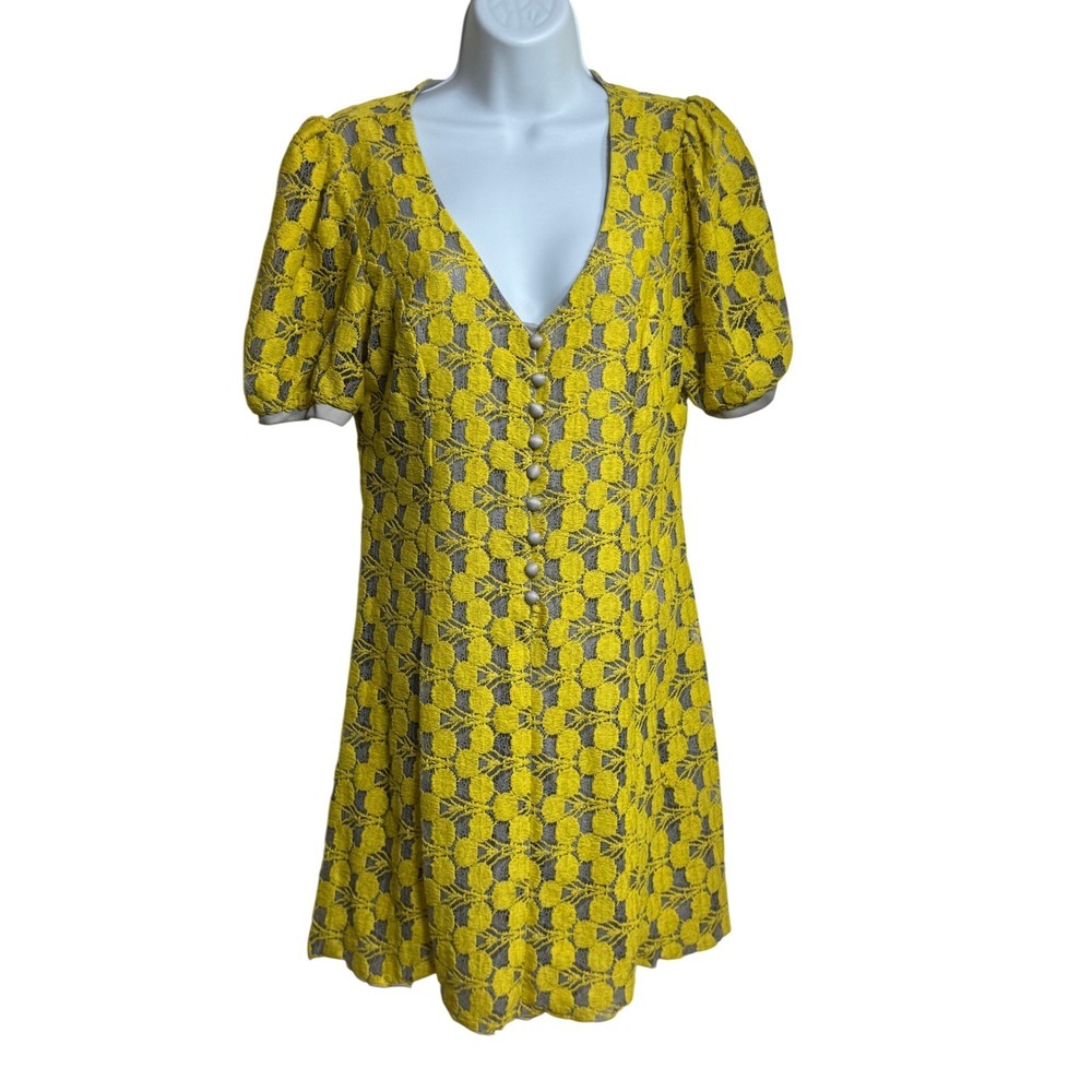 Womens Yellow Gray Geometric Lace Button Up Short Sleeve vintage flare medium